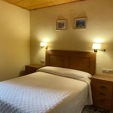 Hotel Rural Cal Amadeu Vilanova de Escornalbou Exterior photo